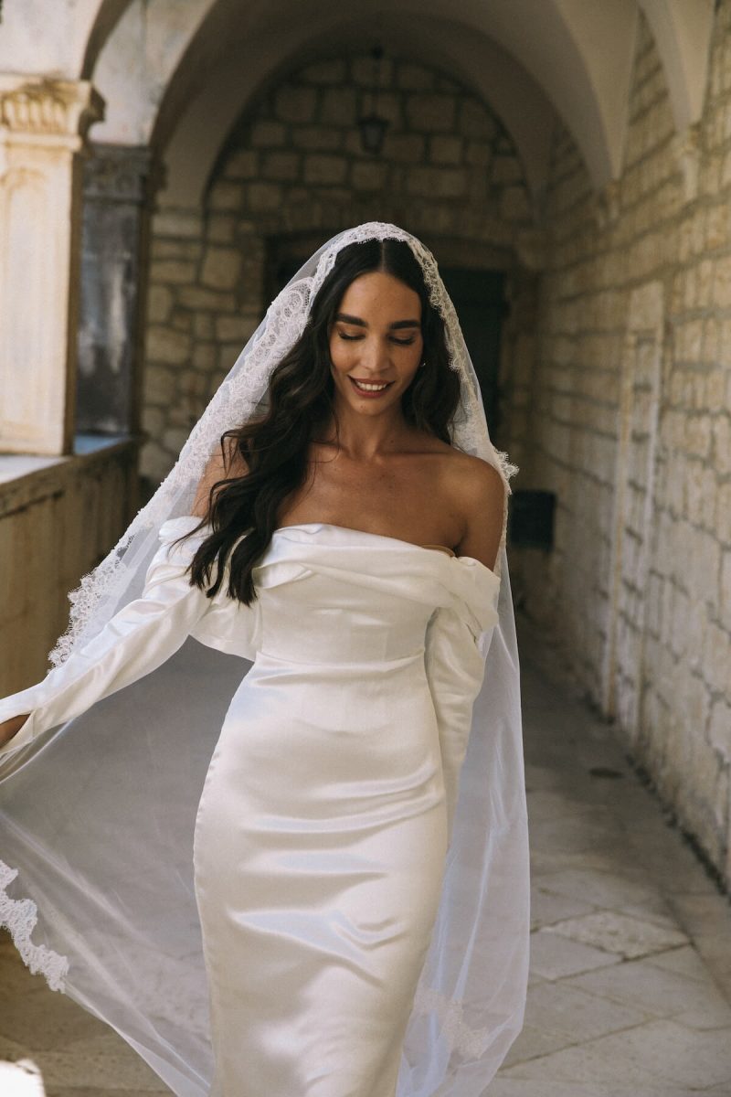 The Paige Veil 1